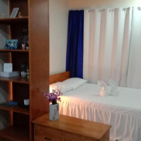 Makan Jamil Transient Home Манила Экстерьер фото